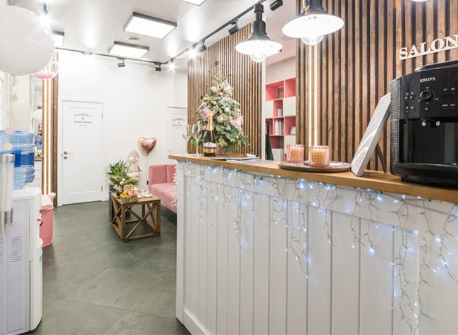 салон возле Белорусской